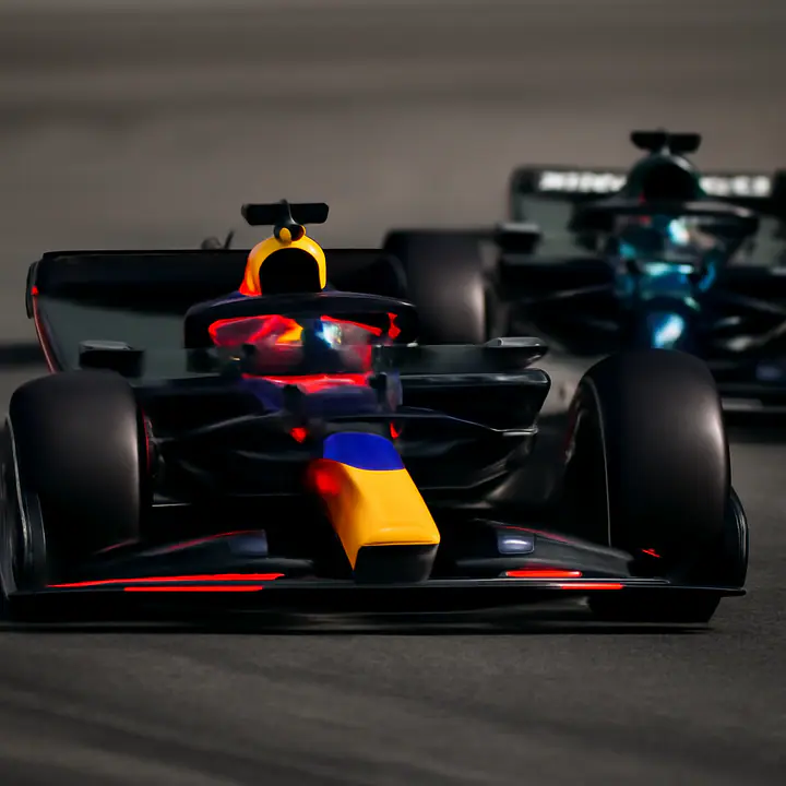 Estrategias de neumáticos y paradas: claves en la supremacía de Verstappen y el drama de Hamilton