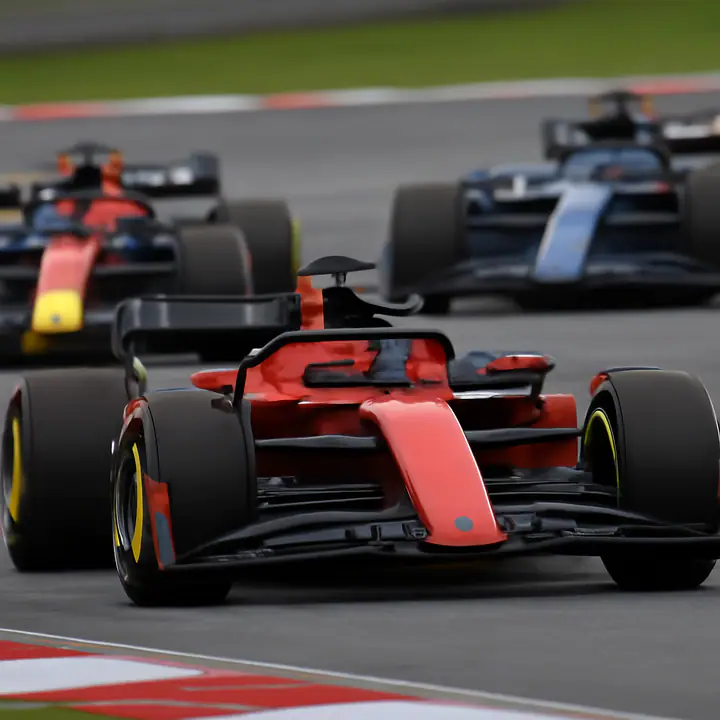 Ferrari y Hamilton cambian el pulso del Mundial; Red Bull y Williams bajo lupa